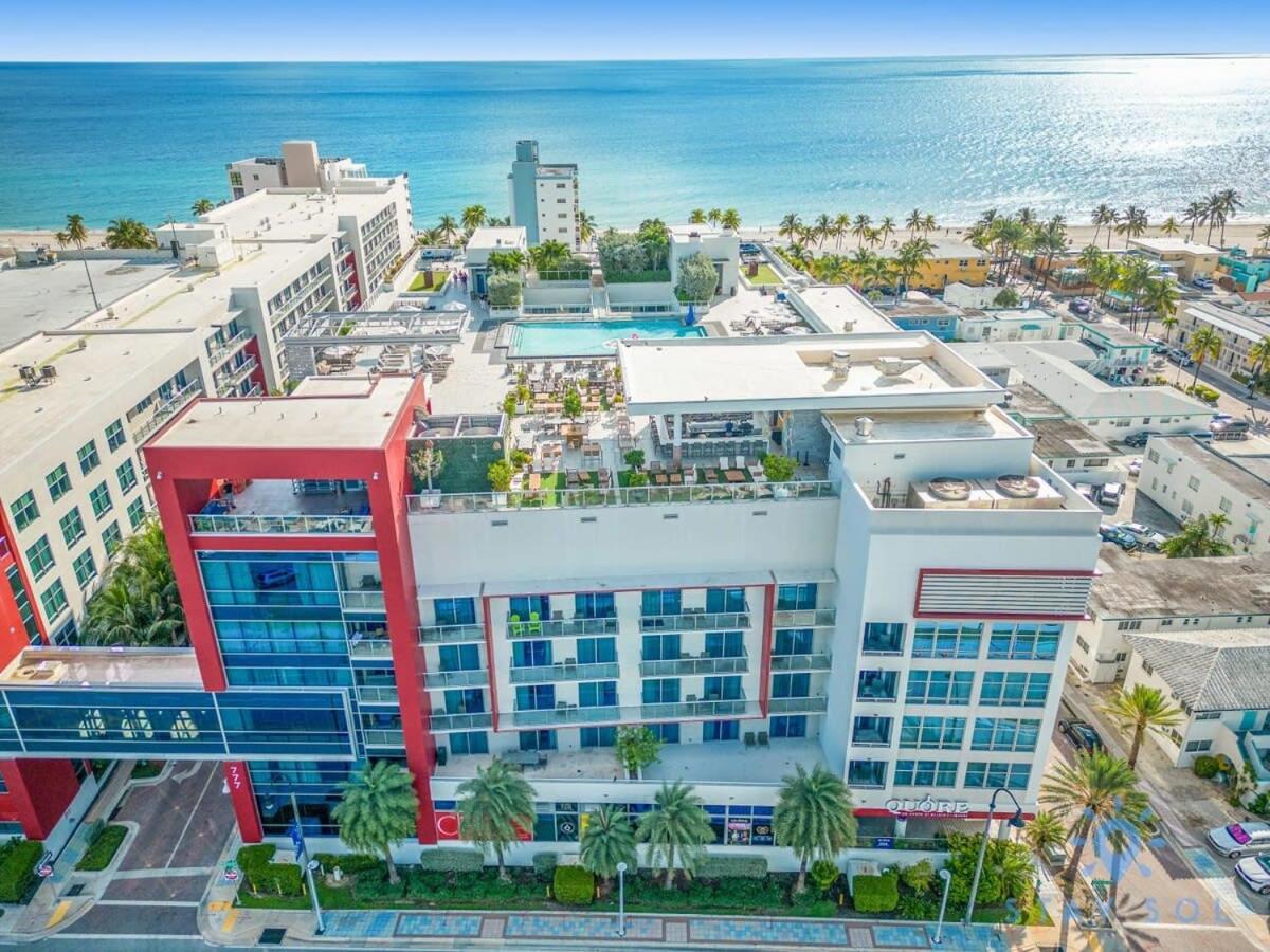 Lx Oasis Beachfront-Rt Infinity Pool Hollywood Exterior photo